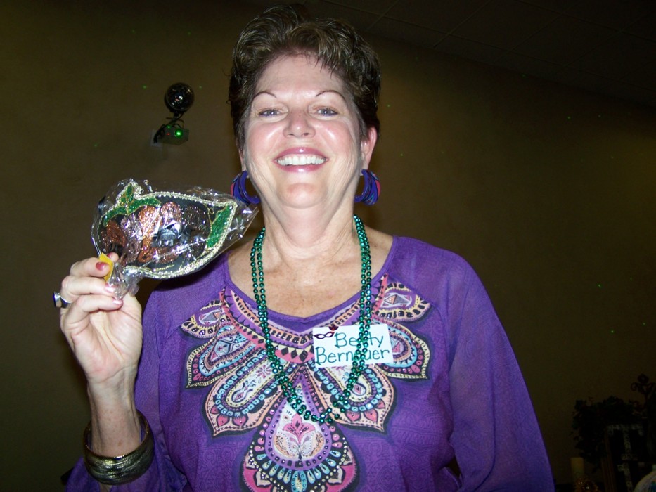 Betty Bernauer with a door prize